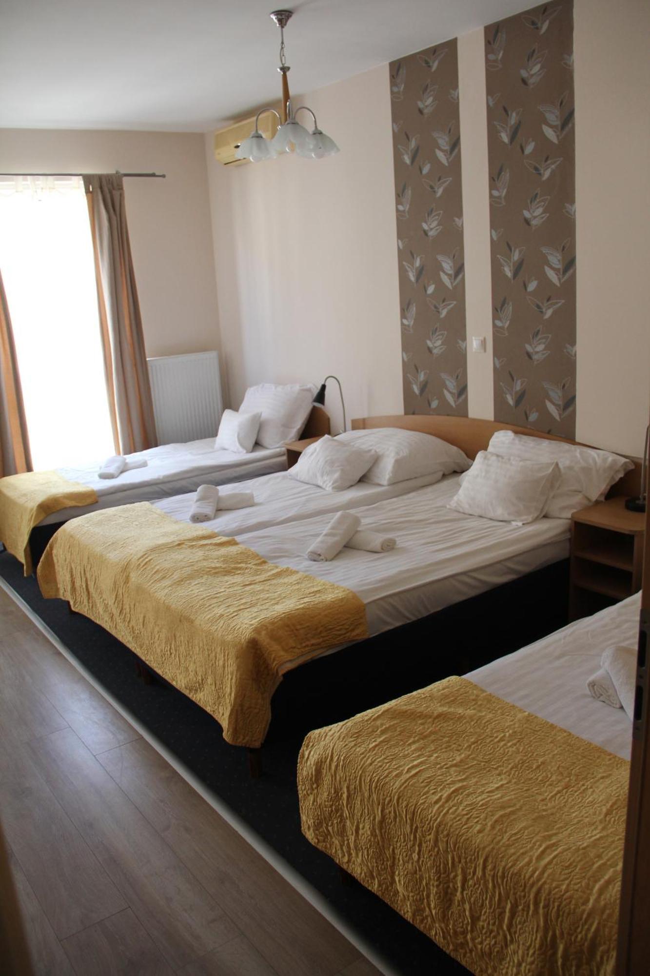 בודפשט Hotel Rose City מראה חיצוני תמונה