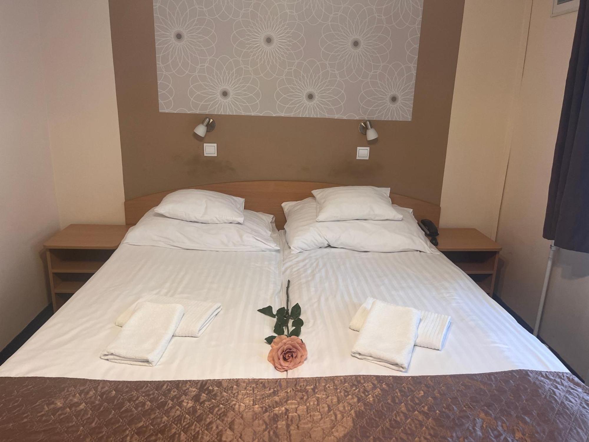 בודפשט Hotel Rose City מראה חיצוני תמונה