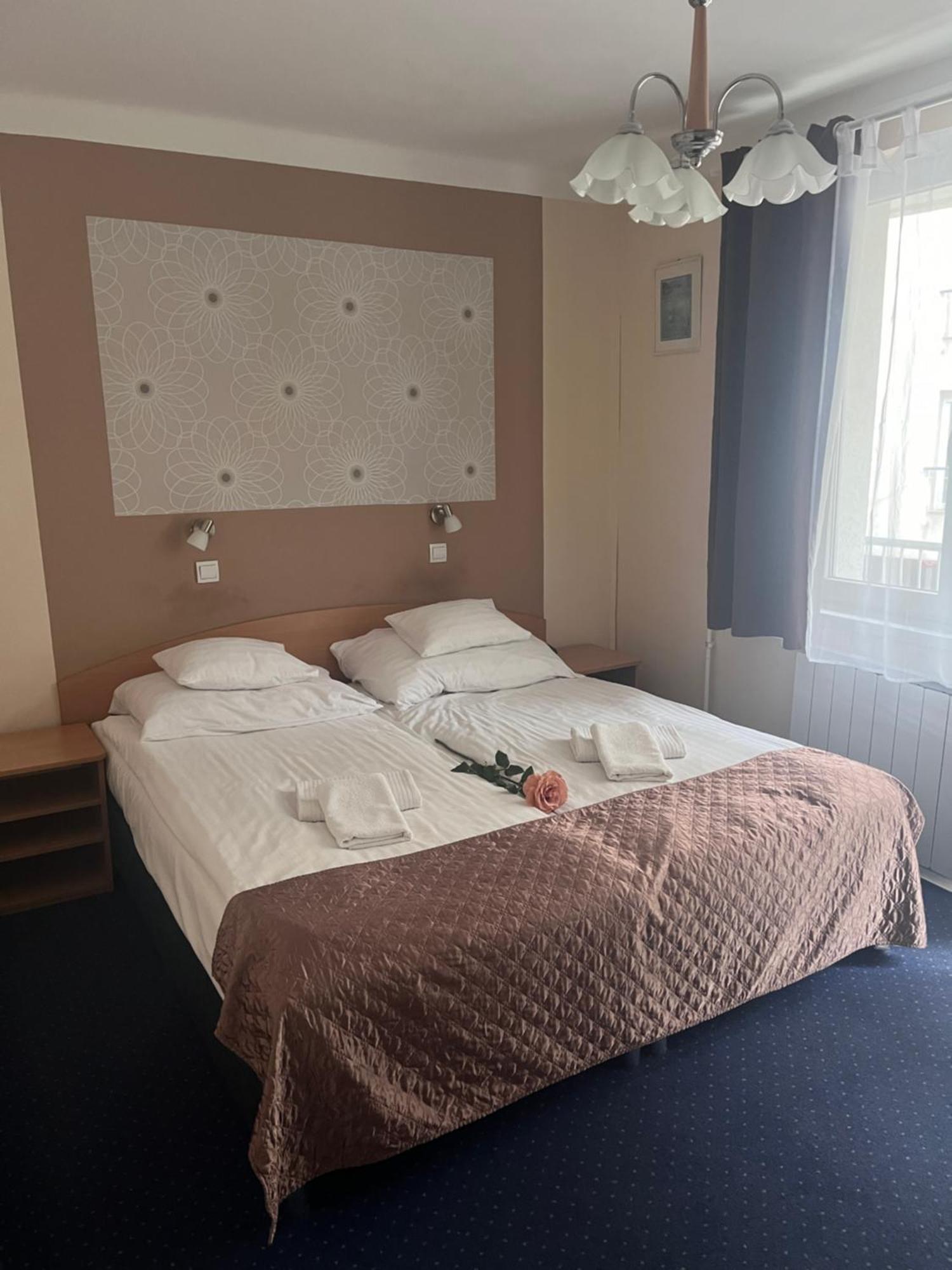 בודפשט Hotel Rose City מראה חיצוני תמונה