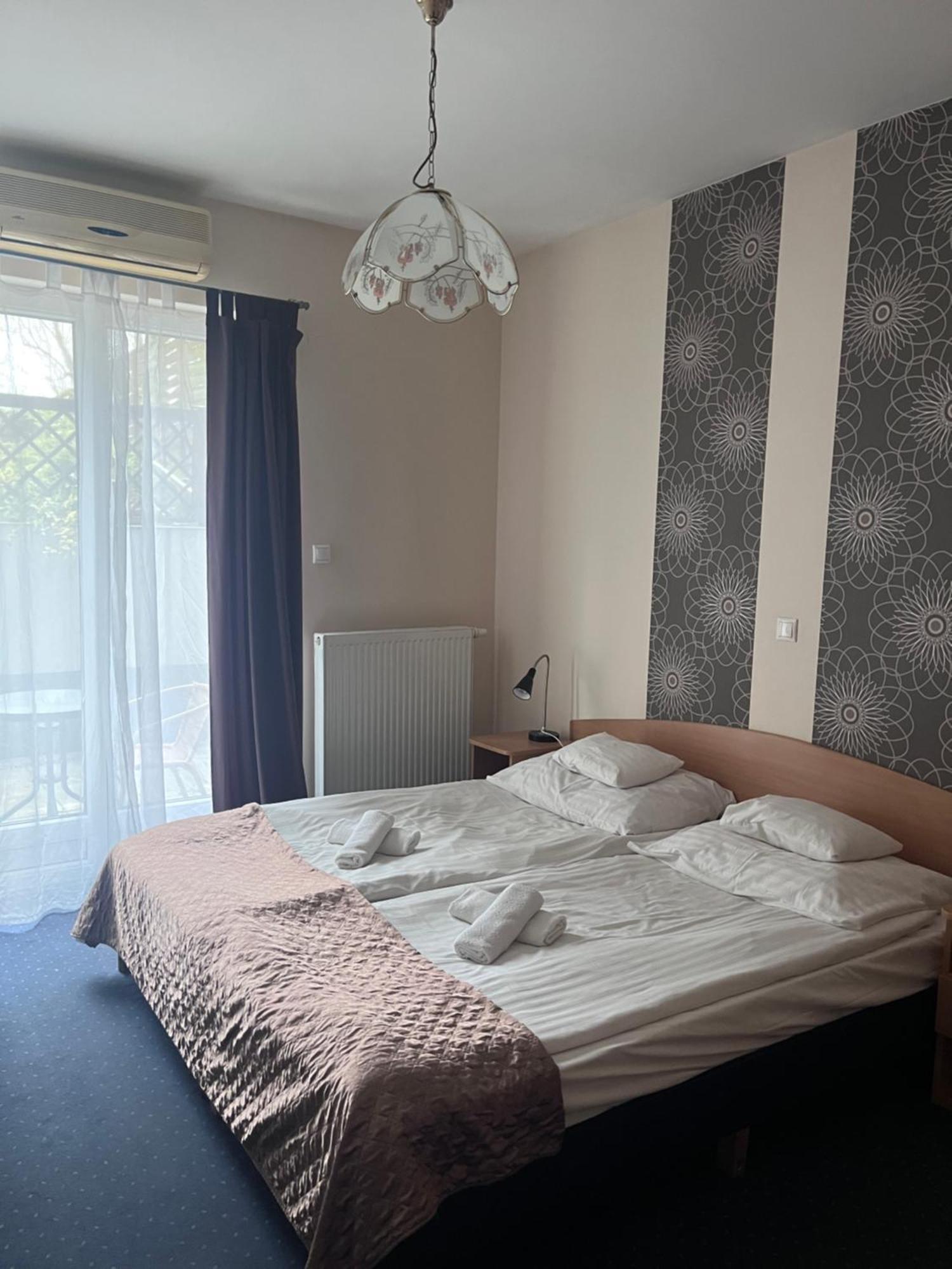 בודפשט Hotel Rose City מראה חיצוני תמונה