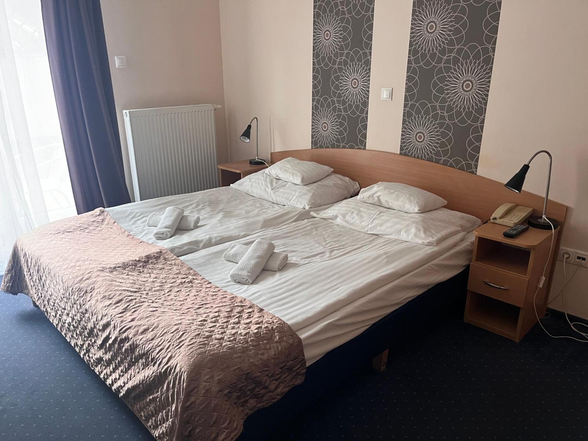 בודפשט Hotel Rose City מראה חיצוני תמונה