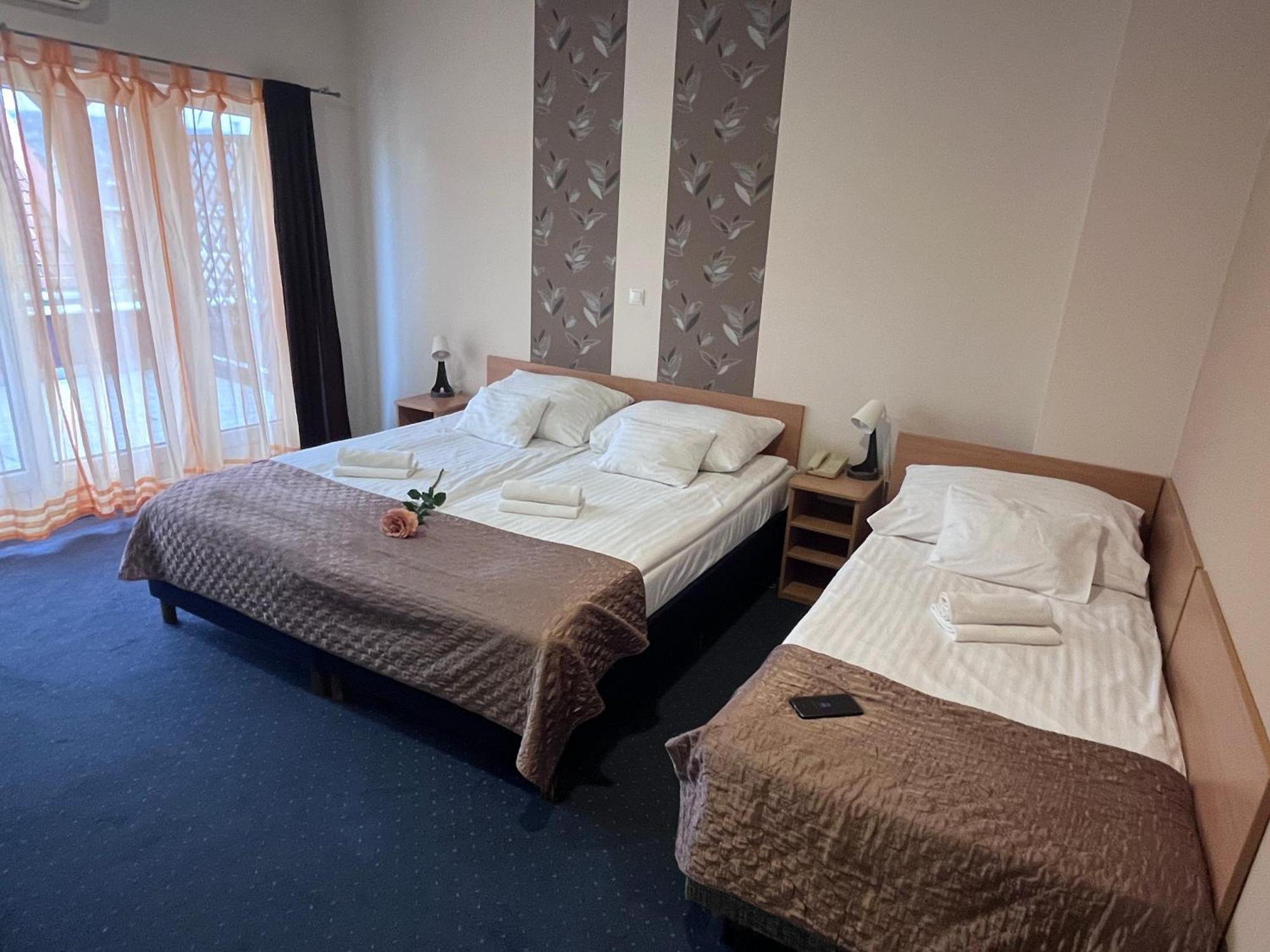 בודפשט Hotel Rose City מראה חיצוני תמונה